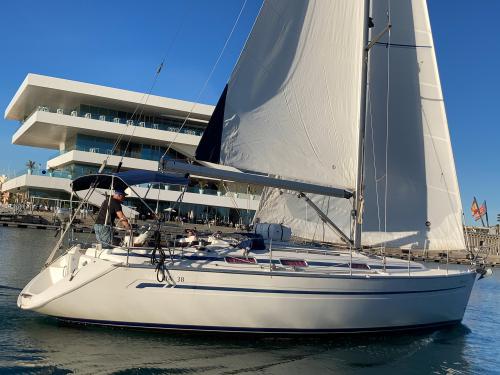 Sailboat Bavaria 38 Cruiser available for charter in Valencia City