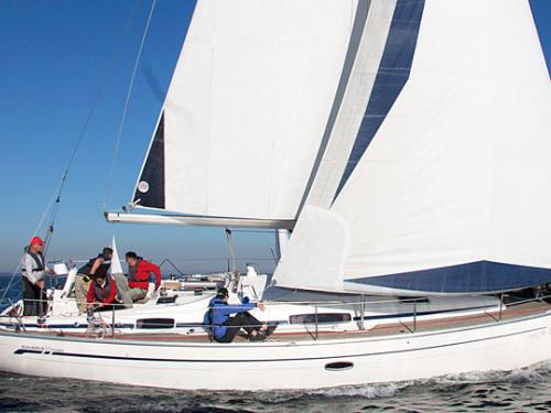 Yacht Bavaria 38 Cruiser available for charter in Heiligenhafen