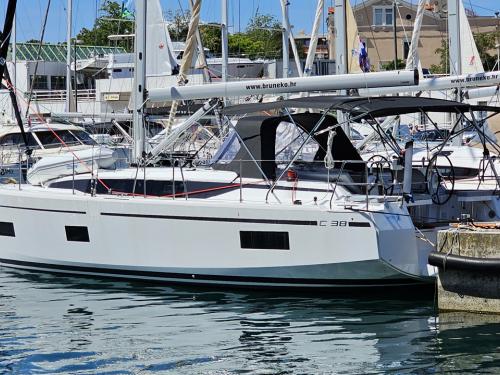 Segelboot Bavaria 38 Cruiser Yachtcharter in Zadar