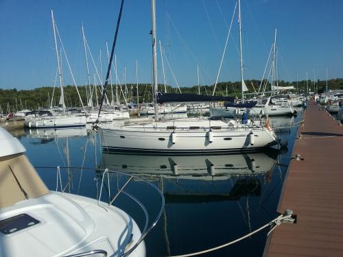 Segelyacht Bavaria 39 Cruiser chartern in Trogir
