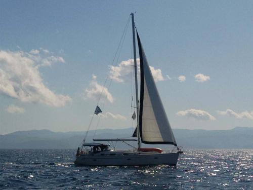Sailing boat Bavaria 39 Cruiser for hire in Volos