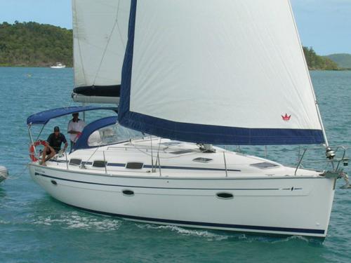 Yacht Bavaria 39 Cruiser for rent in Nikiana Marina
