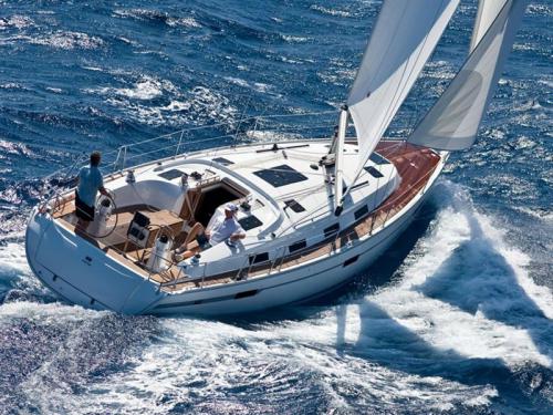 Sailboat Bavaria 40 Cruiser for charter in Alimos Marina Kalamaki