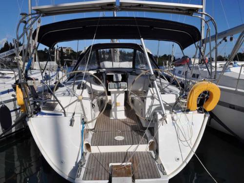 Sailing yacht Bavaria 40 Cruiser for hire in Gouvia
