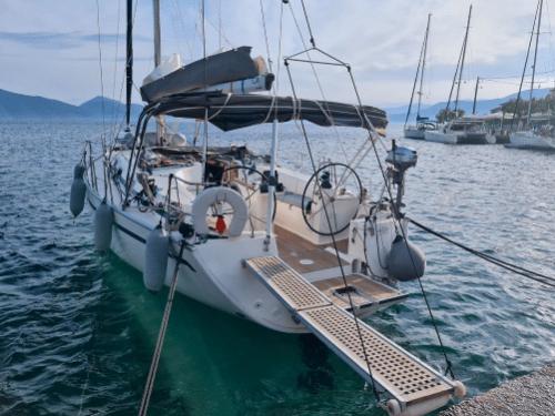 Sailing yacht Bavaria 40 Cruiser for rent in Volos