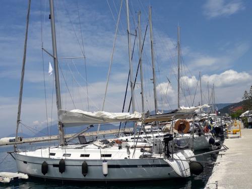 Sailboat Bavaria 40 Cruiser available for charter in Sami Marina