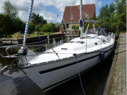 Sailing yacht Bavaria 41 for rent in Stavoren