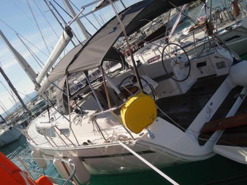 Yacht Bavaria 41 Cruiser available for charter in Split