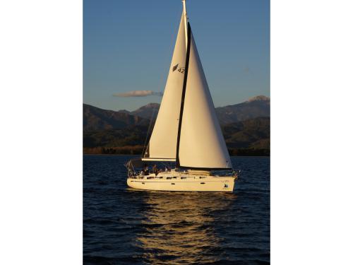 Sailing yacht Bavaria 42 Cruiser for charter in Fethiye