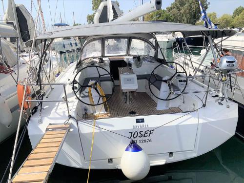 Sailboat Bavaria 42 Cruiser available for charter in Athens