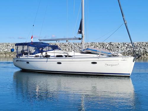 Sailing yacht Bavaria 43 available for charter in Port Sidney Marina