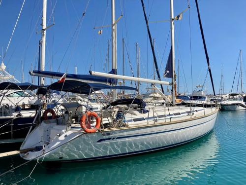 Sailing yacht Bavaria 44 for rent in Kolobrzeg