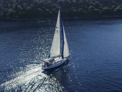 Yacht Bavaria 44 available for charter in Ece Saray Marina