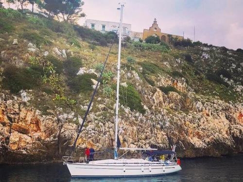 Yacht Bavaria 44 for rent in Leuca