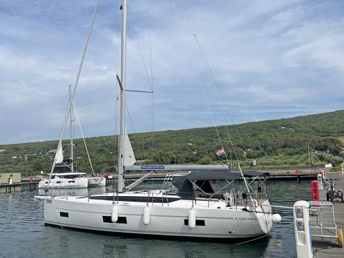 Sailing yacht Bavaria 45 Cruiser for hire in Krk