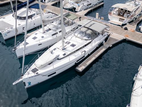Segelyacht Bavaria 45 Cruiser Yachtcharter in Primosten