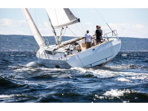 Yacht Bavaria 45 Cruiser for hire in Izola