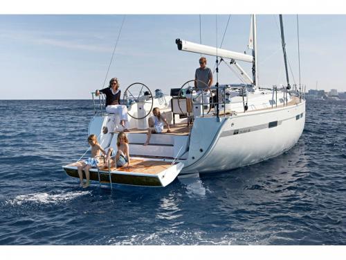 Sailboat Bavaria 45 Cruiser for rent in Athens