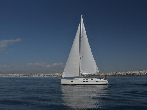 Sailboat Bavaria 45 Cruiser for rent in Alimos Marina Kalamaki