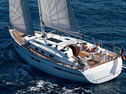 Yacht Bavaria 45 Cruiser Yachtcharter in Marina Alboran