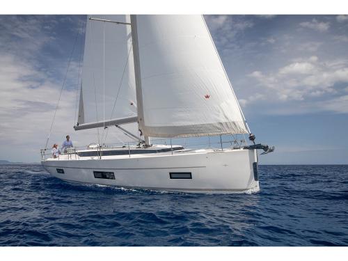 Yacht Bavaria 45 Cruiser Yachtcharter in Athen