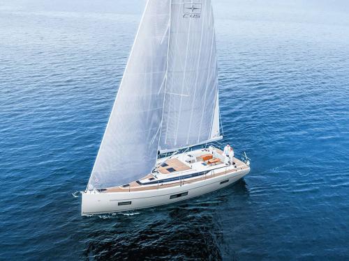 Yacht Bavaria 45 Cruiser available for charter in Lefkas