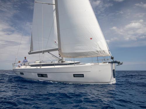 Yacht Bavaria 45 Holiday chartern in Athen