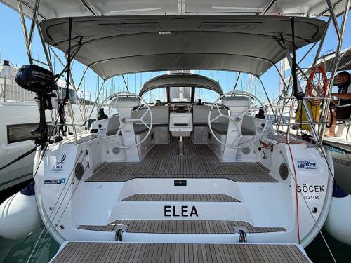 Yacht Bavaria 46 Cruiser available for charter in Goecek