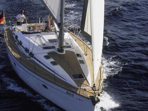 Yacht Bavaria 46 Cruiser for rent in Limenas Avdiron