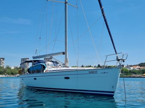 Sailing yacht Bavaria 46 Cruiser available for charter in Split