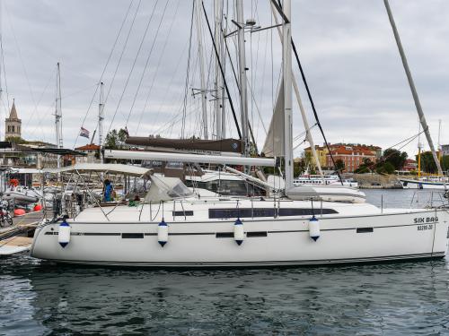 Sailing yacht Bavaria 46 Cruiser for rent in Zadar