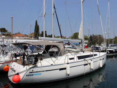 Segelyacht Bavaria 46 Cruiser chartern in Marina Kornati