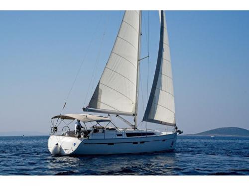 Yacht Bavaria 46 Cruiser Yachtcharter in Marina Hramina