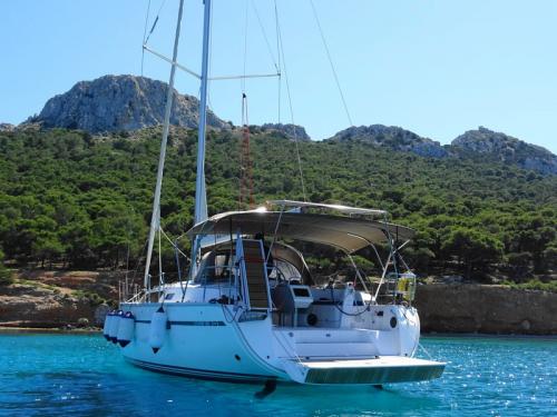 Yacht Bavaria 46 Cruiser for charter in Athens