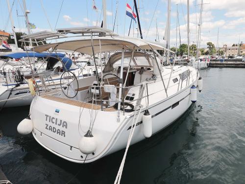 Yacht Bavaria 46 Cruiser Yachtcharter in Zadar