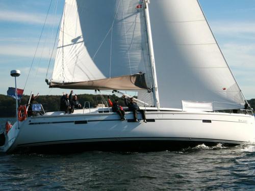 Yacht Bavaria 46 Cruiser for rent in Marina Sonwik