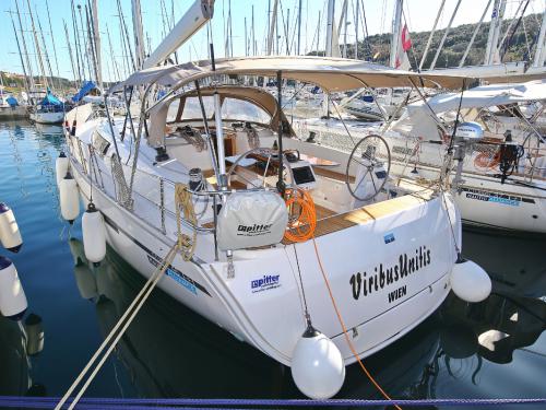 Yacht Bavaria 46 Cruiser chartern in Marina Polesana