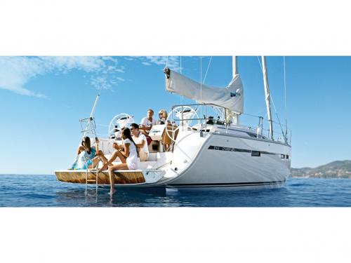 Sailing yacht Bavaria 46 Cruiser for charter in Pula