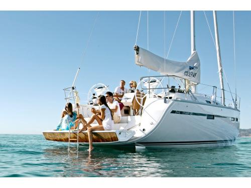 Yacht Bavaria 46 Cruiser available for charter in Golfo Aranci
