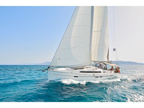 Yacht Bavaria 46 Cruiser chartern in Preveza