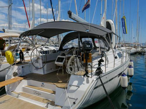 Sailboat Bavaria 46 Cruiser for rent in Split