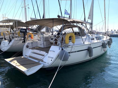 Sailing boat Bavaria 46 Cruiser available for charter in Lavrio