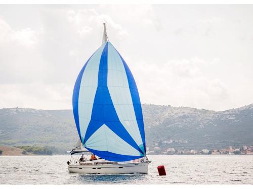 Segelyacht Bavaria 46 Cruiser chartern in Drage