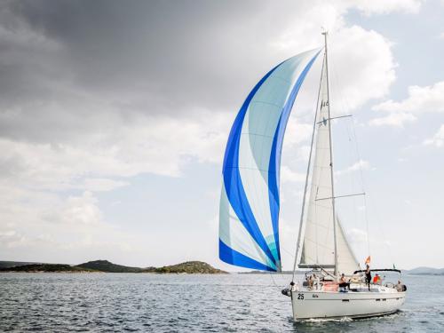 Yacht Bavaria 46 Cruiser Yachtcharter in Drage