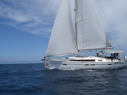 Yacht Bavaria 46 Cruiser Yachtcharter in Palermo
