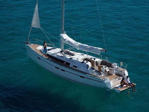 Sailboat Bavaria 46 Cruiser for rent in Athens