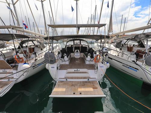 Yacht Bavaria 46 Cruiser available for charter in Biograd na Moru