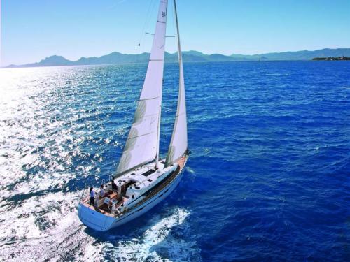 Yacht Bavaria 46 Cruiser available for charter in Goecek