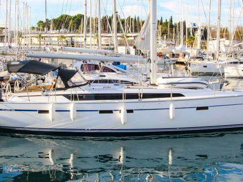 Segelyacht Bavaria 46 Cruiser Yachtcharter in Split