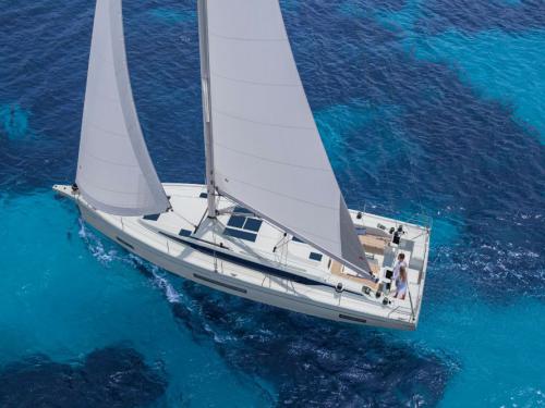 Sailboat Bavaria 46 Cruiser for hire in Marina Hramina